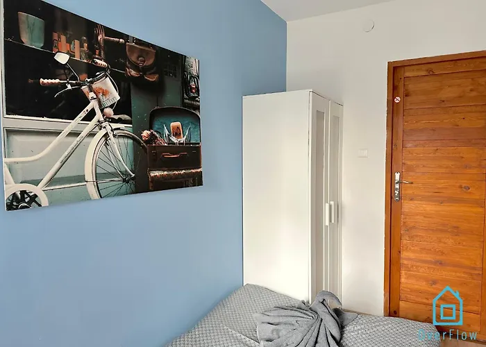 Lama Room - 10 Minutes To Gdansk Old Town & Seaside
